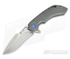 Olamic Cutlery Wayfarer 247H Darkblast Titanium Harpoon Satin M390 Flipper